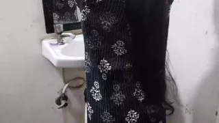 Step sister ko nanga kar ke pel diya