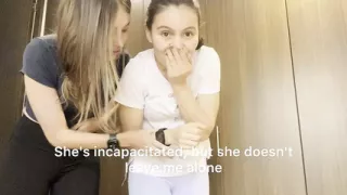 Two Lesbians Have Sex in the Car