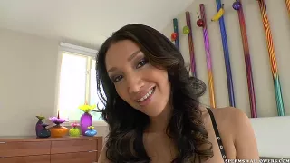 Junge Ebony bläst allen Kerlen einen