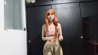 The beautiful and buttocks laura gets fucked by a stranger ! Give her some amazing centons and let them come inside her