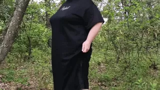 Mother-in-law Undressed in a Park and Masturbates Her Pussy