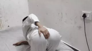 Bhabhi ko ghar me band kar ke pel diya