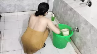Village girl ko paise dekar jabar dasti pela