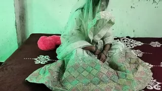 Sister in law ko bathroom me pakad ke pel diya