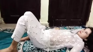 Cute school girl ka uniform utaar kar jabar dasti teacher ne pela