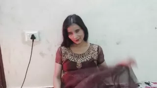 Bhabhi ko akele dekh boobs ko chhu kar chod diya