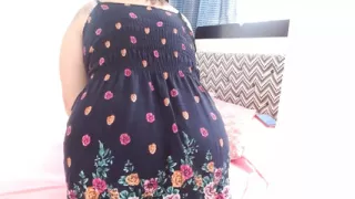 Leaked Video of Mature Woman Making Hot Phone Calls