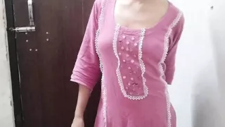 Desi girl ko hotel me paise ki lalach me le gya