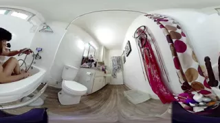 Lizzy Yum VR JULY 2025 Dilating Bathing Edging Amateur, Solo #14