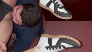 My stepfather sucks my pussy