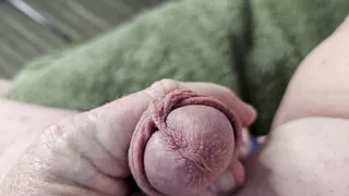 Esitim Moaner plug fucking my ass.