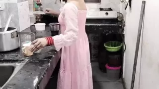 Little step sister ki chuchi daba daba kar choda