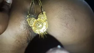 Jeth se chud gayi mana ho raha tha chudne ke desperate thi, bur ka pani gune gaya