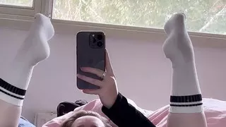 Over 6 Minutes Playing with My Pussy Untill I Cum Hard..