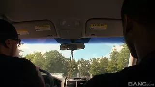 Er gönnt sich eine fette schwarze Stute