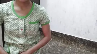 Desi hot girl ko paise dekar jabar dasti pela