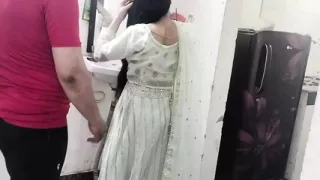 Step sister ko nanga kar ke jabar dasti pela