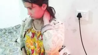 Teen age college girl ko paise dekar jabar dasti pela