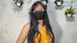 Beautiful darling girl playing with her pussy Real Homemade????