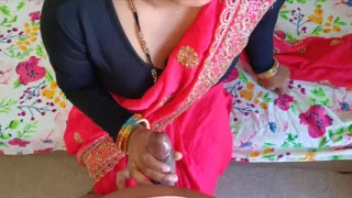 I fucked the ass of the sister-in-law wearing saree after putting a condom on her.