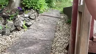 Marie's Pussy Squirt Play