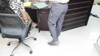 Sex In Office, Indian Office boss hot sex with desi Bhabhi