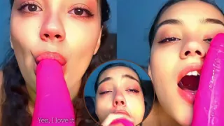 Hot College Girl Deepthroating a Dildo and Keeps Asking for Cum on Her Face