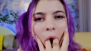 Sucking My Fingers Up Close Wanna Take Their Place