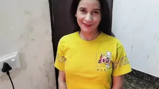 Village girl ko paise ki lalach me oyo le jakar pel