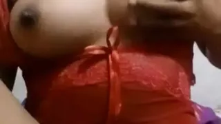 "The Neighbor's Wife Is Horny - Hot VC Session, Face Censored!"