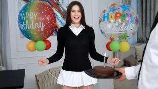 Jane White VR Porn: Stepdad's Birthday Magic - VirtualTaboo