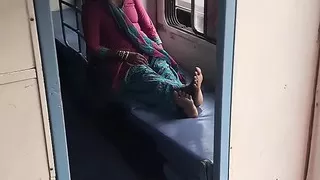 Desi Boyfriend and girlfriend fucked beautiful Girl sex Videos