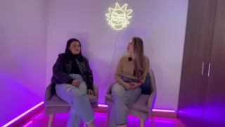 Conociendo a Scarlett and Chanel