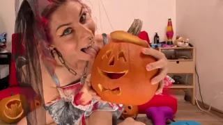 je dilate mes orifices a l extreme