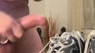 Cuming on My Shoes