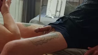 Girlfriend Does a Deep Blowjob and Gets a Mouthful of Yummy