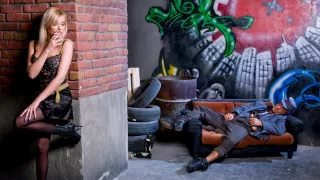 Donna Bell Bends over for an Ass Pounding and a Creampie Cumshot - Private Porn Sex Videos