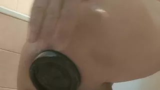 The big plug pushes my ass apart. I ride a large diameter cork.