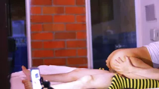 The secretary and the boss have sex in the office after work, in his room, while the rest of the employees are away.