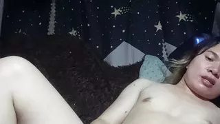 The Queen Should Really Show off to Daddies.