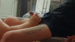 Girlfriend does a deep blowjob and gets a mouthful of yummy