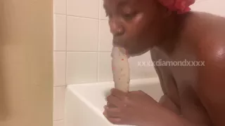 Freaky Ebony Has Some Fun In The Shower !! With Verified Amateurs