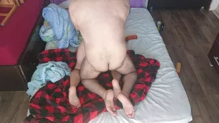 Hot couple erotic massage with oil on the body. Amateur wife gives me a handjob until I cum. Hot amateur couple crazy sex in the