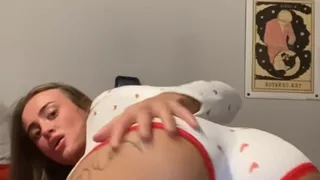 Scottish horny emo fingers soak thighs trembling