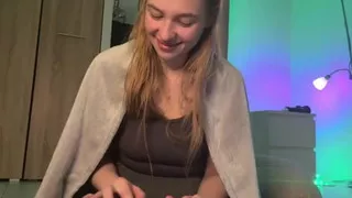 Eat my virgin tasty pussy while im masturbate it