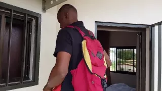 Vollbusige Ebony reitet seinen BBC