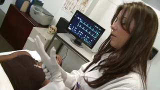 Interracial sex with Chayse Evans an experienced woman gets