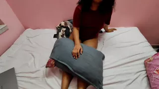 Shraddha caught by landlord while fingering