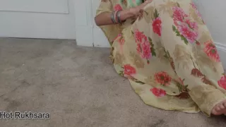 Desi Husband Fucking His Sexy Wife Hard with an Expensive Gift Hindi Audio