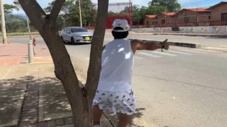 I fulfill my sexual fantasy with a little dwarf who has his motorcycle stranded in the middle of nowhere, he puts his huge cock in me until I fill with milk